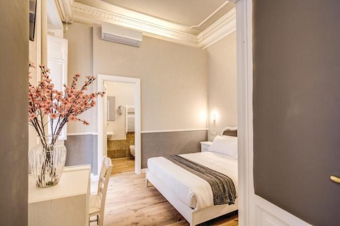 Готель Smart Lux Roma Veneto Екстер'єр фото