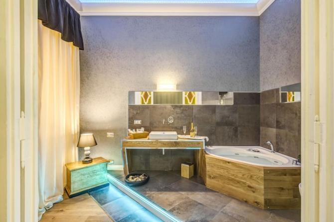 Готель Smart Lux Roma Veneto Екстер'єр фото